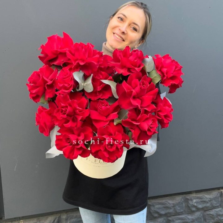 17 Французских роз в боксе в Стерлитамаке