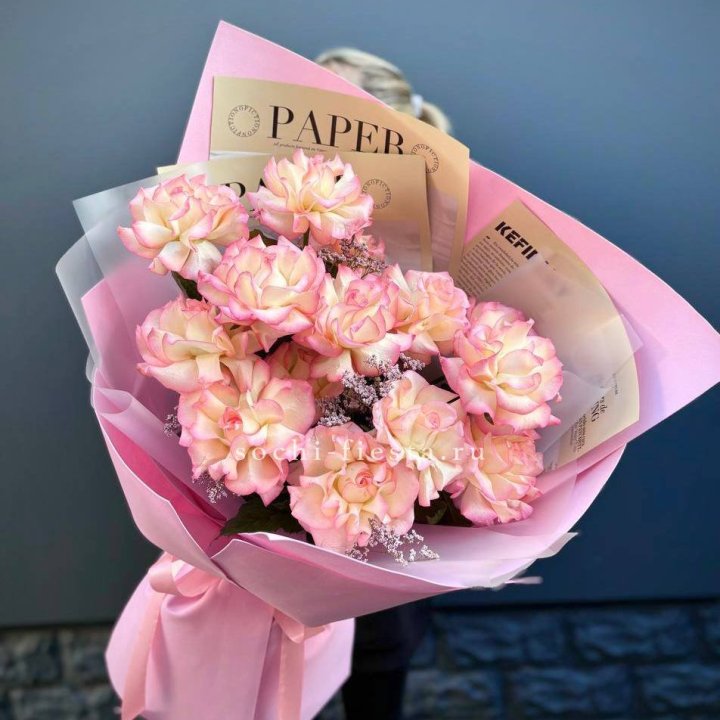 15 французских роз "Джумилия" в Стерлитамаке