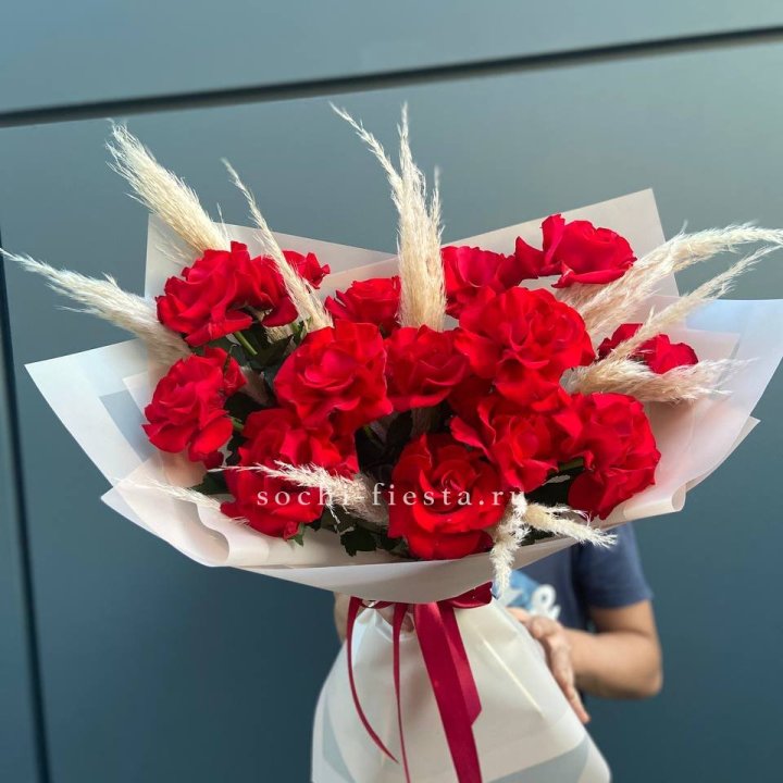 15 Красных французских розы в Стерлитамаке