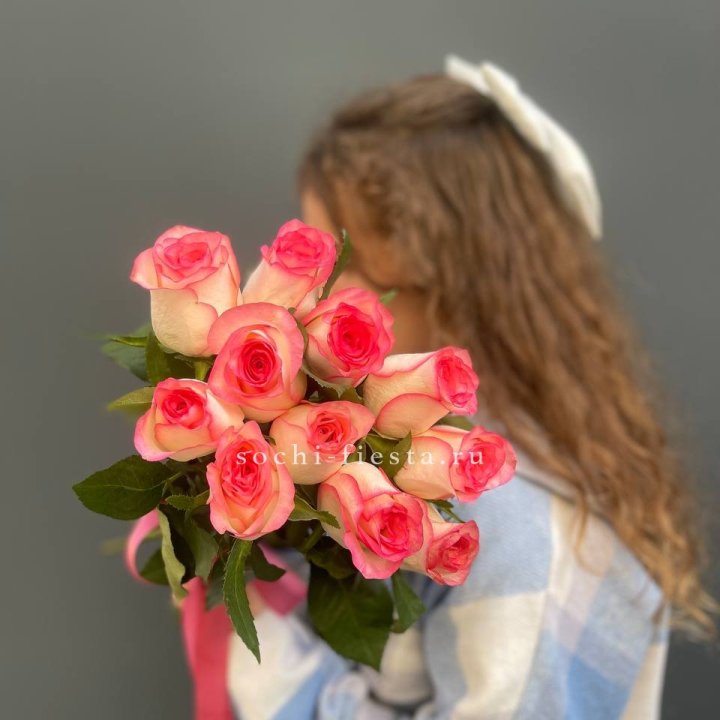 11 роз "Джумилия" в Стерлитамаке