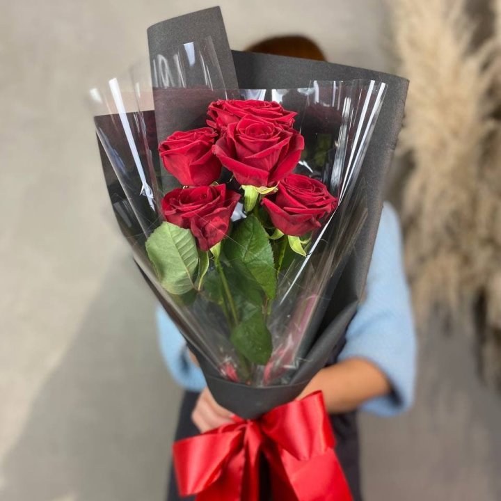 5 роз ред наоми в Стерлитамаке