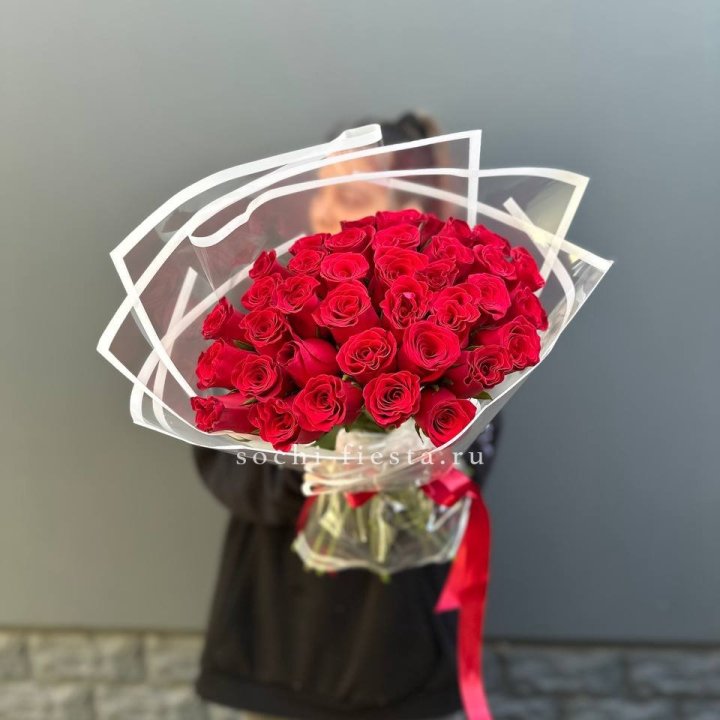 31 красная роза в Стерлитамаке