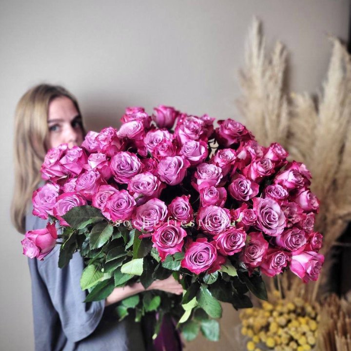 Охапка высоких роз Деп перпел в Стерлитамаке