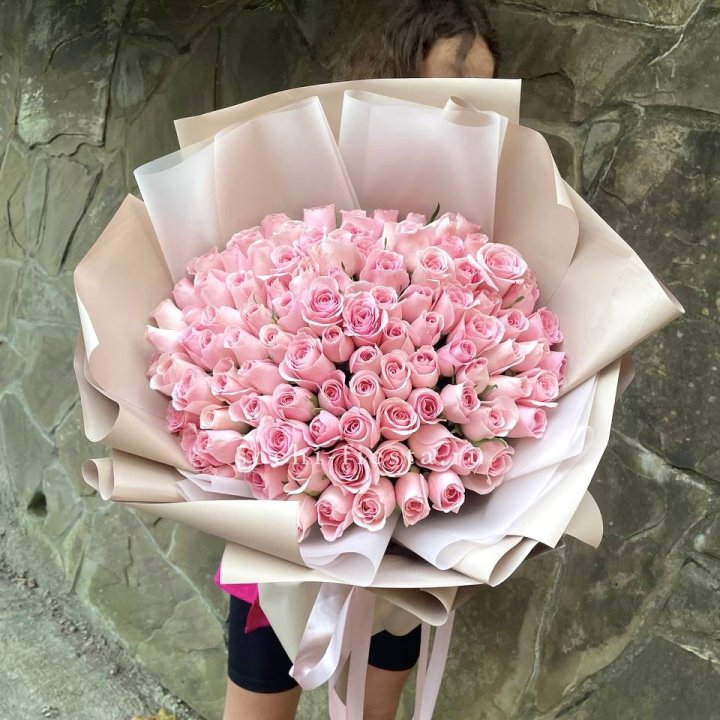 101 нежно-розовая роза Каролина  в Стерлитамаке