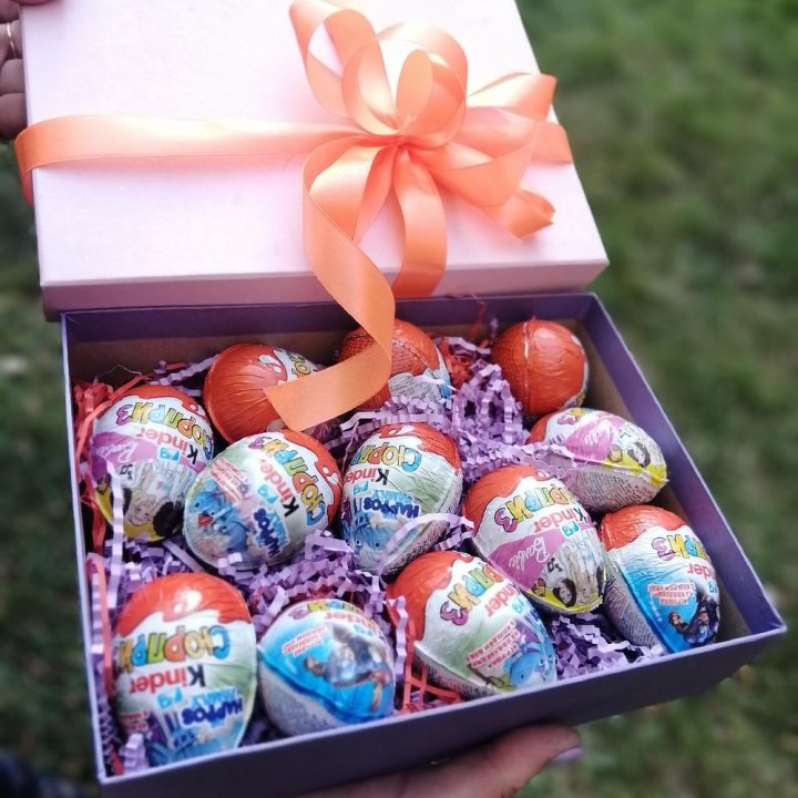 Коробка с киндерами в Стерлитамаке