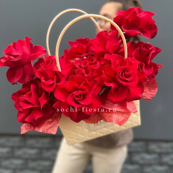 Французские розы в сумочке в Стерлитамаке