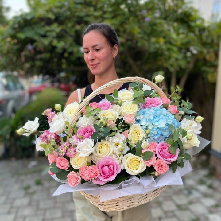 Цветочная корзина №2 в Стерлитамаке