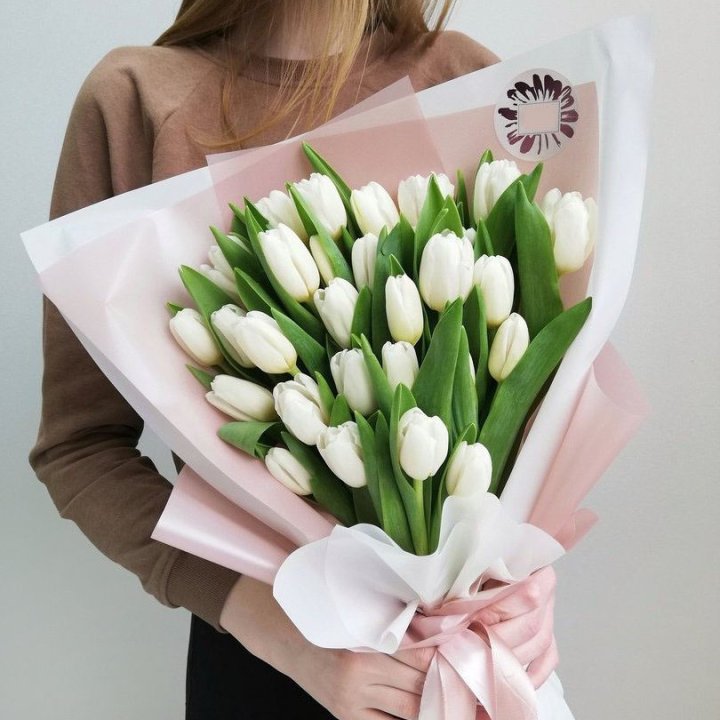 Букет белых тюльпанов "Моника" в Стерлитамаке